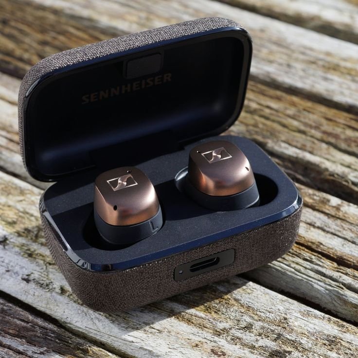 Best active noise cancelling wireless earbuds in 2024